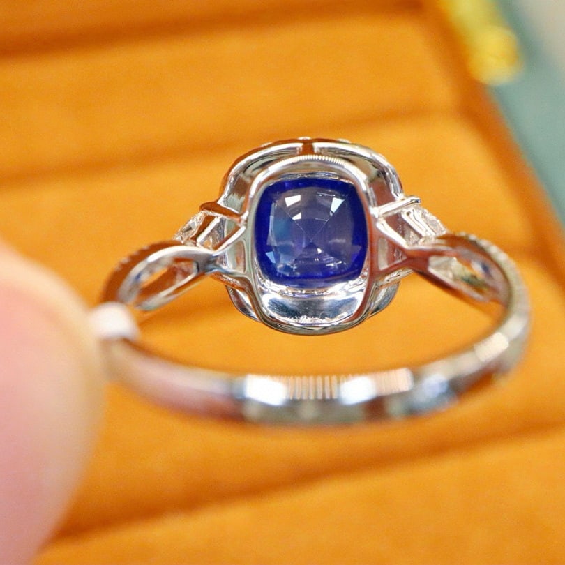 14k Gold 2.26 Ctw Natural Sapphire & Diamond Ring - 4