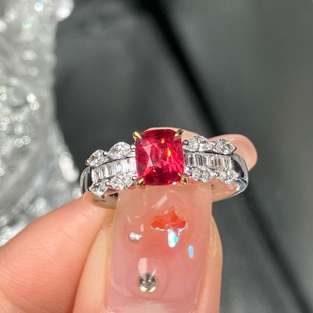 14k Gold 1.50 Ctw Natural Spinel & Diamond Ring - 2