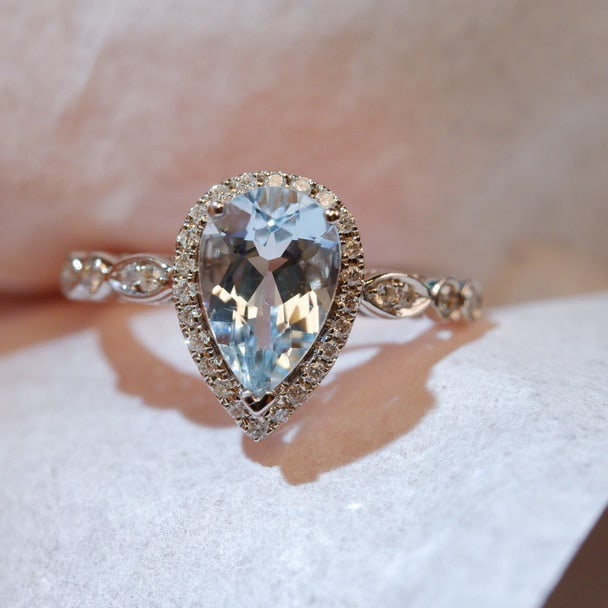 14k Gold 1.17 Ctw Natural Aquamarine & Diamond Ring - 4