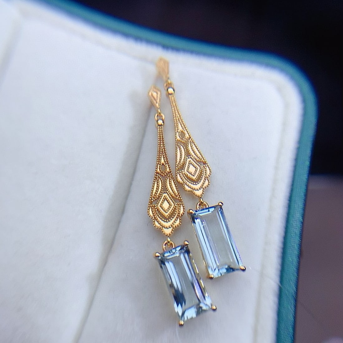 14k Gold 2.00 Ct Natural Aquamarine Earrings - 6