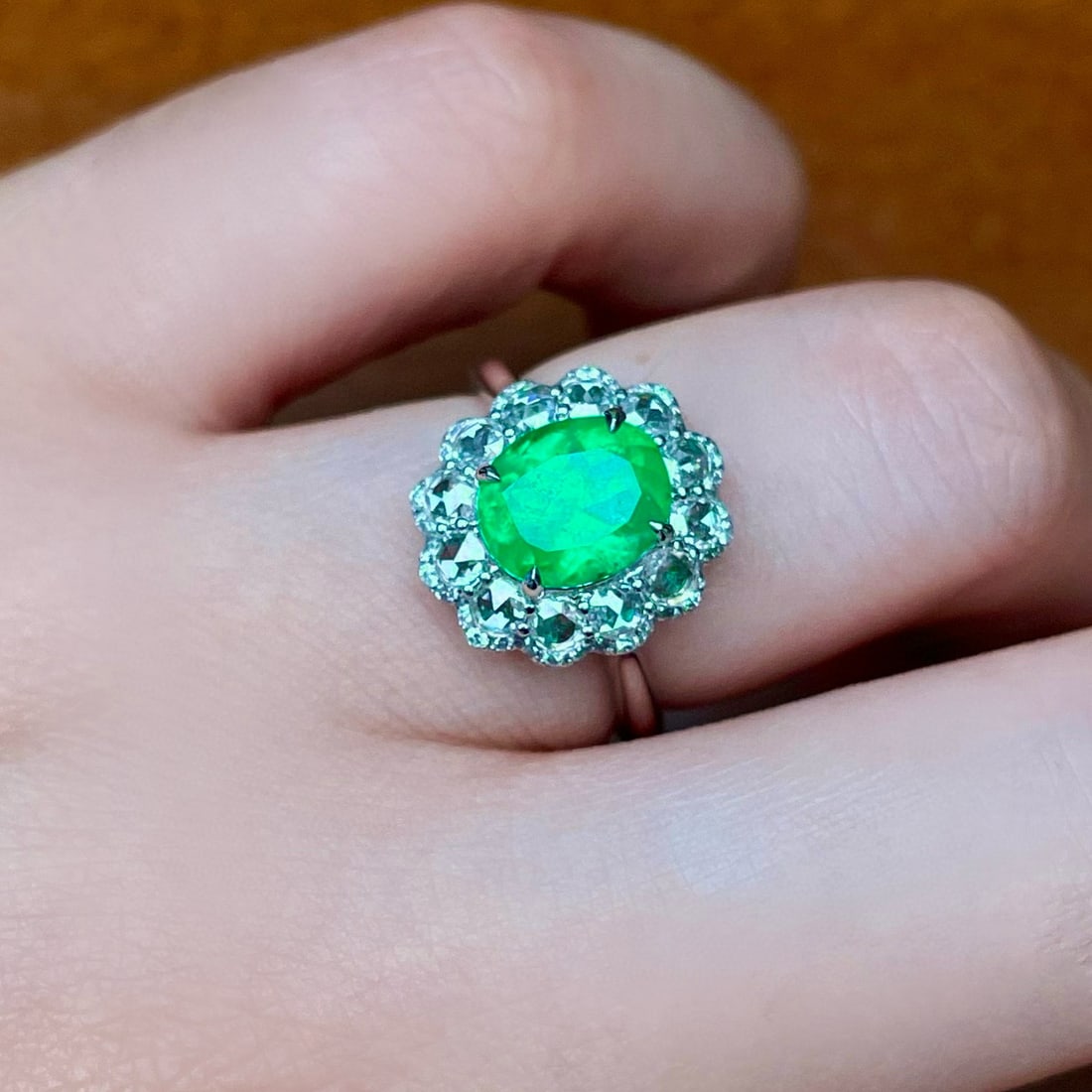 14k Gold 2.62 Ctw Vivid Green Natural Emerald & Diamond Ring - 3