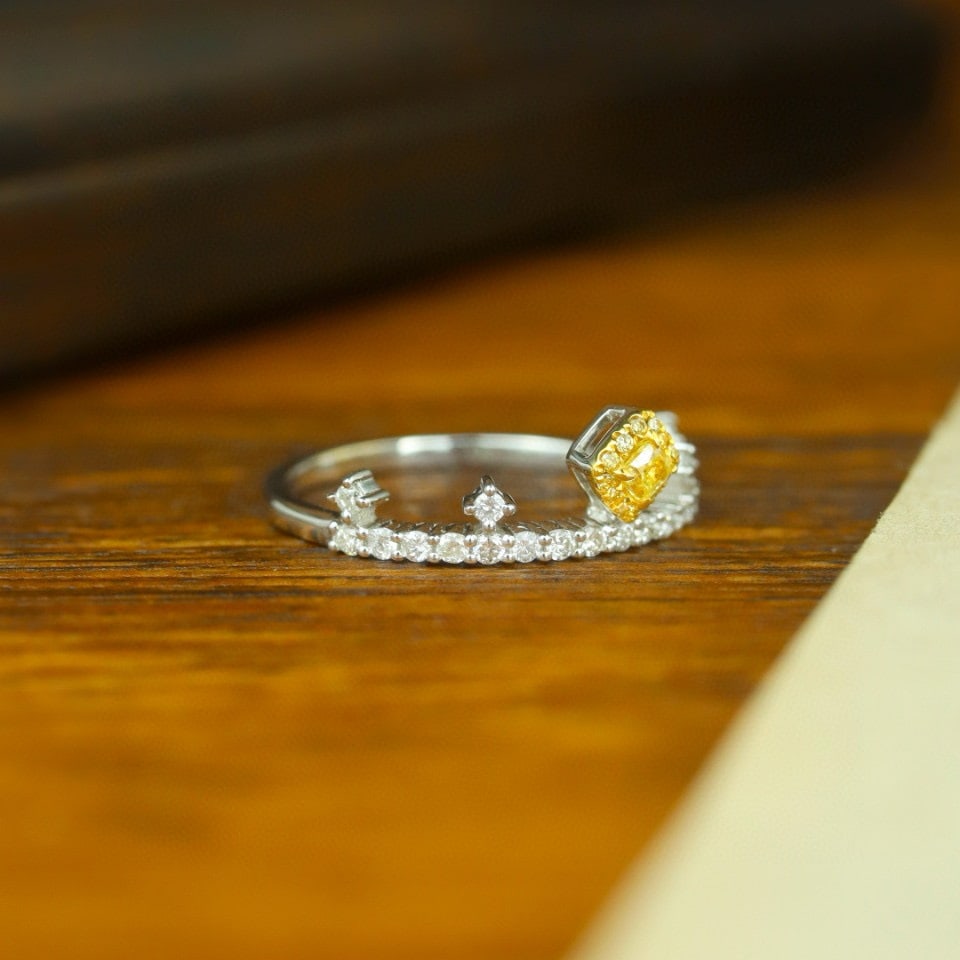 14k Gold 0.55 Ctw Natural Yellow Diamond & Diamond Ring - 3
