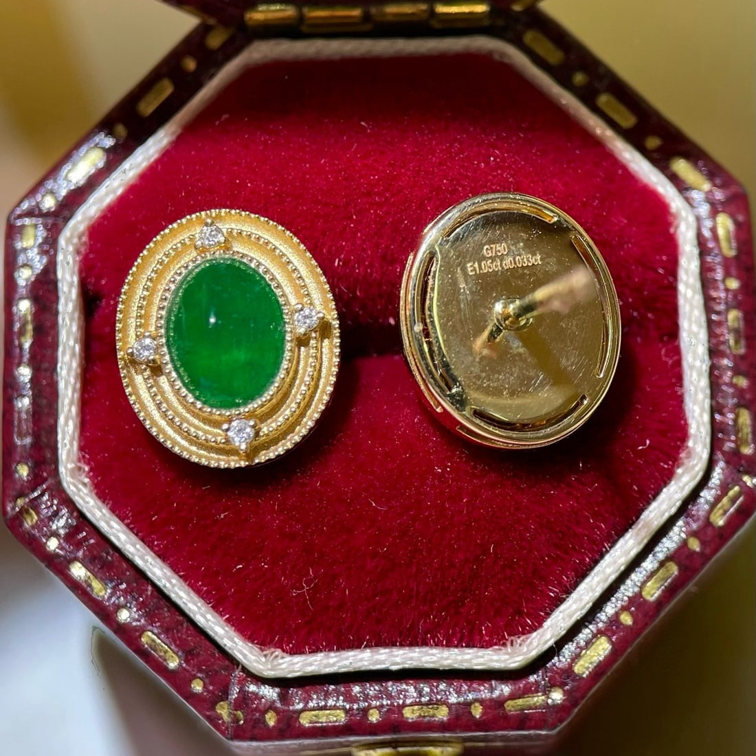 14k Gold 1.08 Ctw Vivid Green Natural Emerald & Diamond Earrings - 4