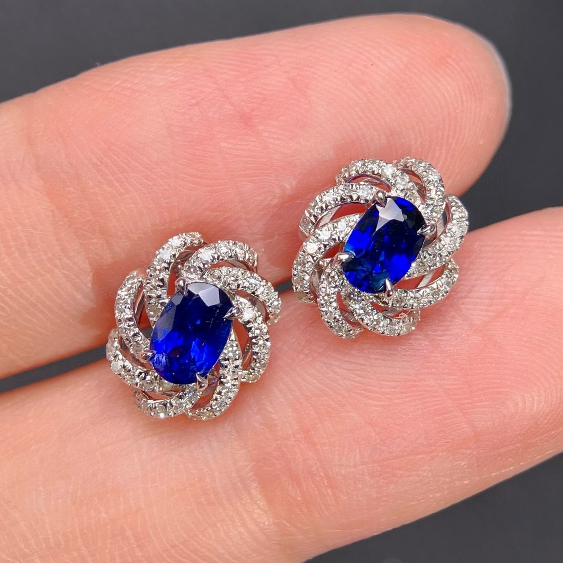 14k Gold 1.64 Ctw Natural Sapphire & Diamond Earrings - 3
