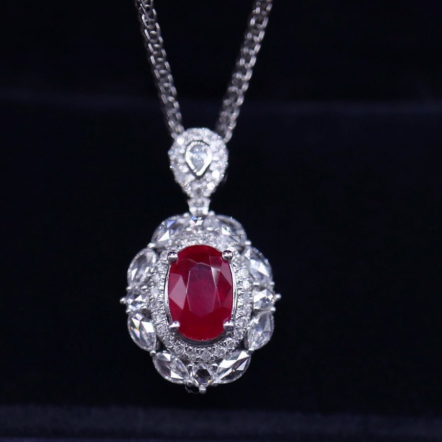 14k Gold 1.02 Ct Vivid Red Natural Ruby & Diamond Pendant( Without Chain ): Ref:230942417 // gold content:14k gold // main gemstone:ruby // shape:oval // carat weight:1. 02ct // color:vivid red // treatment:natural // // adjacent gemstone 2 : diamond // number of stones:52 //