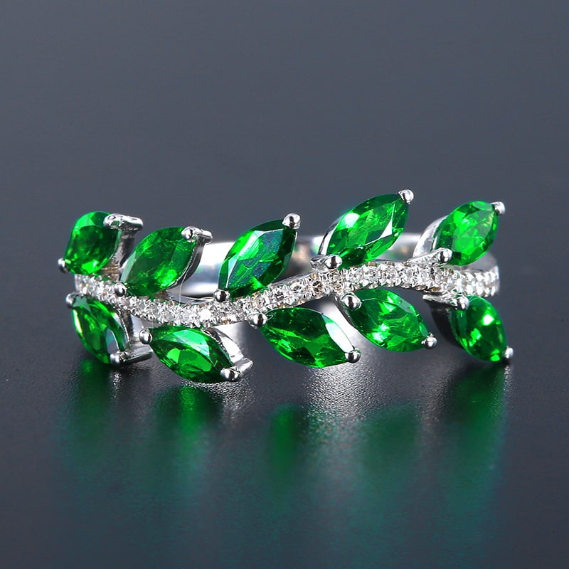 14k Gold 1.48 Ctw Vivid Green Natural Tsavorite & Diamond Ring - 3