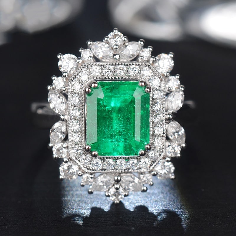 14k Gold 3.14 Ctw Vivid Green Natural Emerald & Diamond Ring: Ref:230939045 // gold content:14k gold // ring size:7. 25us // // main gemstone:emerald // shape:octagonal // carat weight:2. 27ct // color:vivid green // treatment:natural // // adjacent gemstone 2 :