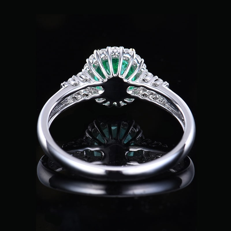 14k Gold 1.44 Ctw Natural Emerald & Diamond Ring - 4