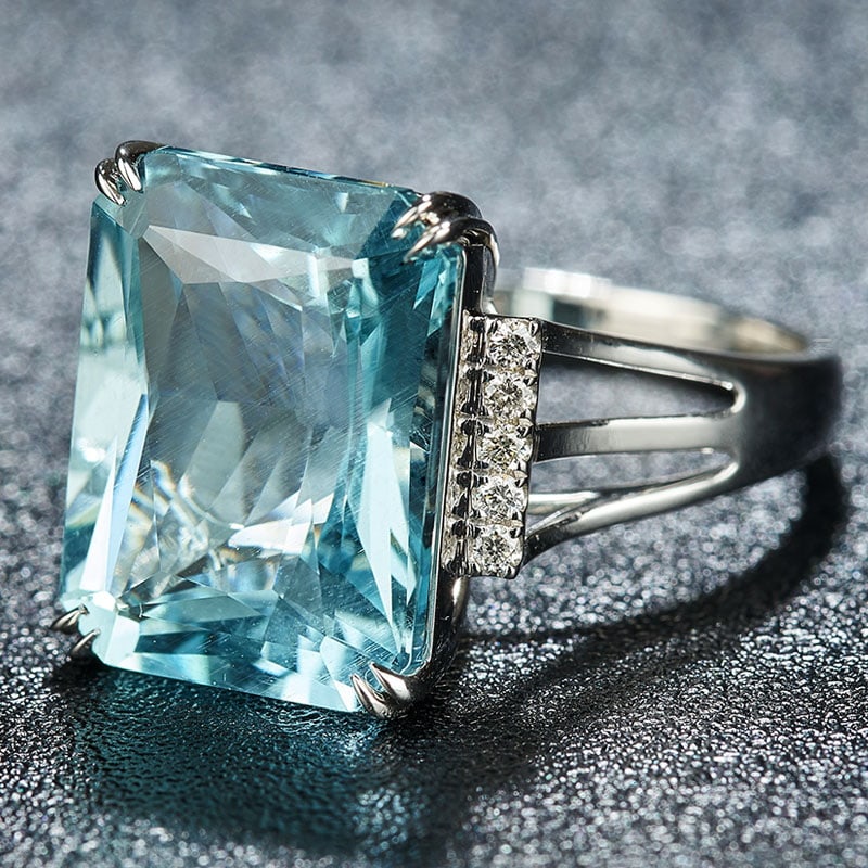 14k Gold 9.08 Ct Natural Aquamarine & Diamond Ring - 4