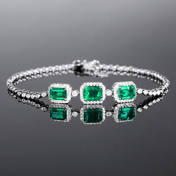 14k Gold 2.14 Ctw Vivid Green Natural Emerald & Diamond Bracelet - 2