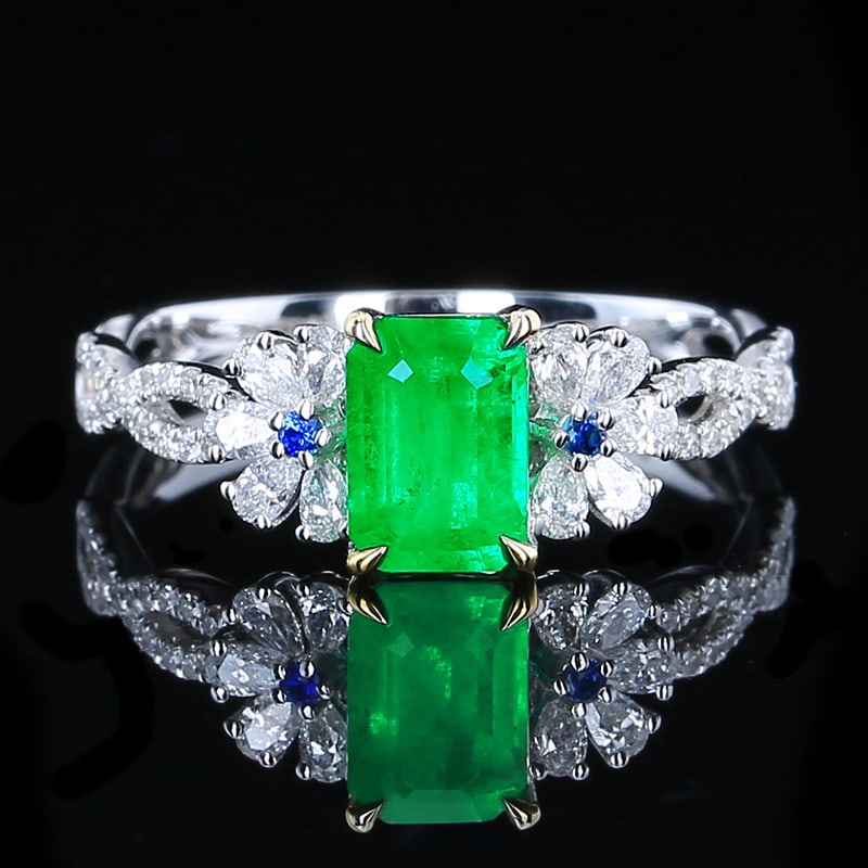 14k Gold 1.22 Ctw Vivid Green Natural Emerald & Diamond Ring: Ref:230939165 // gold content:14k gold // ring size:7. 25us // // main gemstone:emerald // shape:octagonal // carat weight:0. 85ct // color:vivid green // treatment:natural // // adjacent gemstone