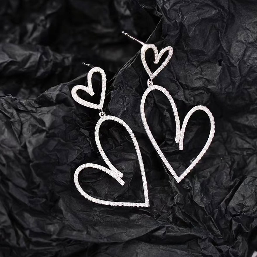 14k Gold 0.76 Ct Natural H Diamond Earrings: Ref:230939176 // gold content:14k gold // main gemstone:diamond // shape:round // carat weight:0. 76ct // clarity grade:vs-si // color:h // treatment:natural // cut grade:g // Condition: NewLow