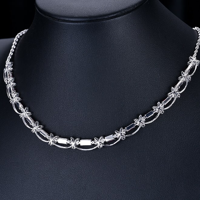 14k Gold 4.50 Ctw Natural Ruby & Diamond Necklace - 2