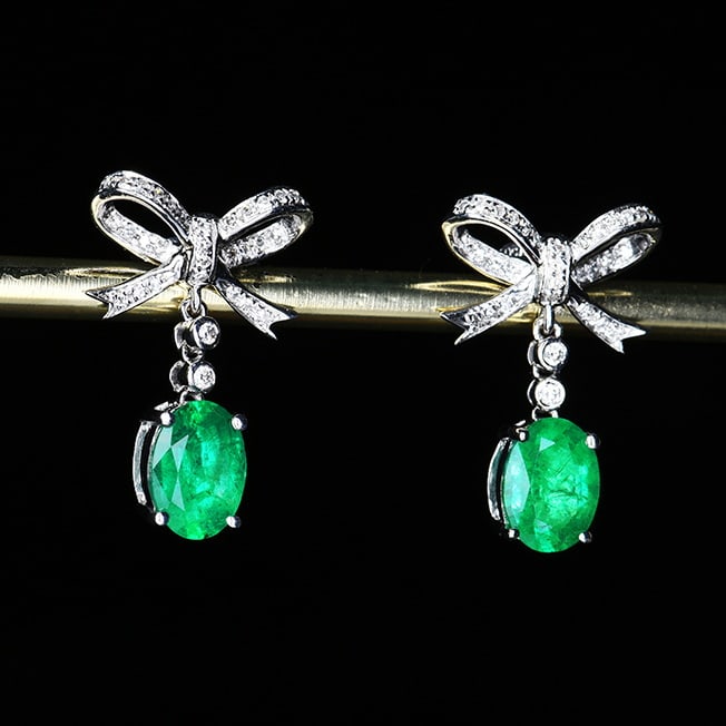 14k Gold 1.52 Ctw Vivid Green Natural Emerald & Diamond Earrings - 5