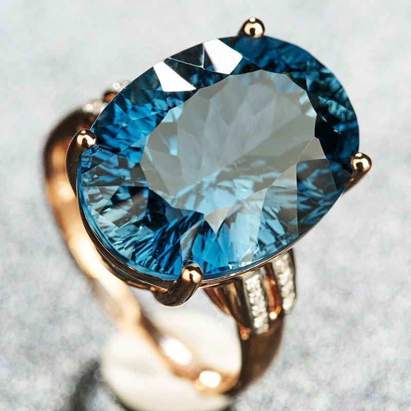 14k Gold 16.52 Ct Natural Topaz & Diamond Ring - 6