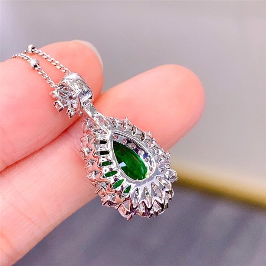 14k Gold 2.6 Ct Vivid Green Natural Emerald & Diamond Pendant( Without Chain ) - 5