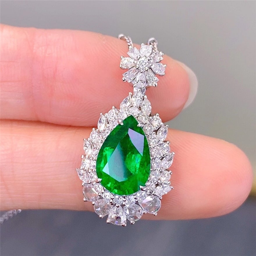 14k Gold 2.6 Ct Vivid Green Natural Emerald & Diamond Pendant( Without Chain ) - 6