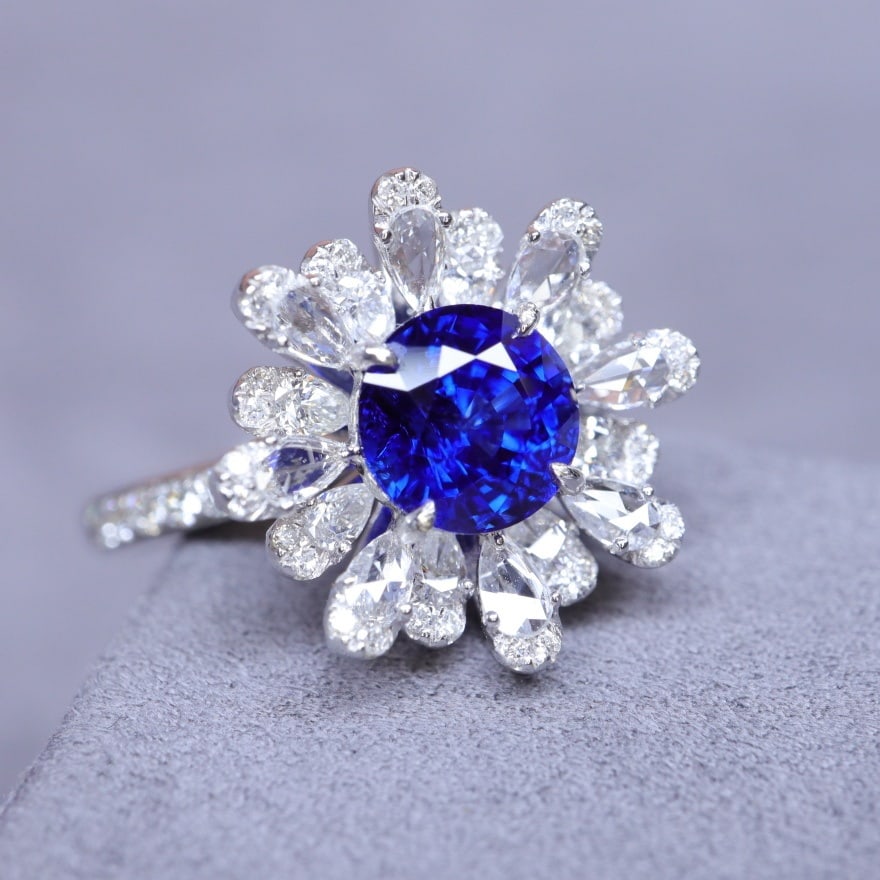 14k Gold 2.03 Ctw Natural Sapphire & Diamond Ring - 4