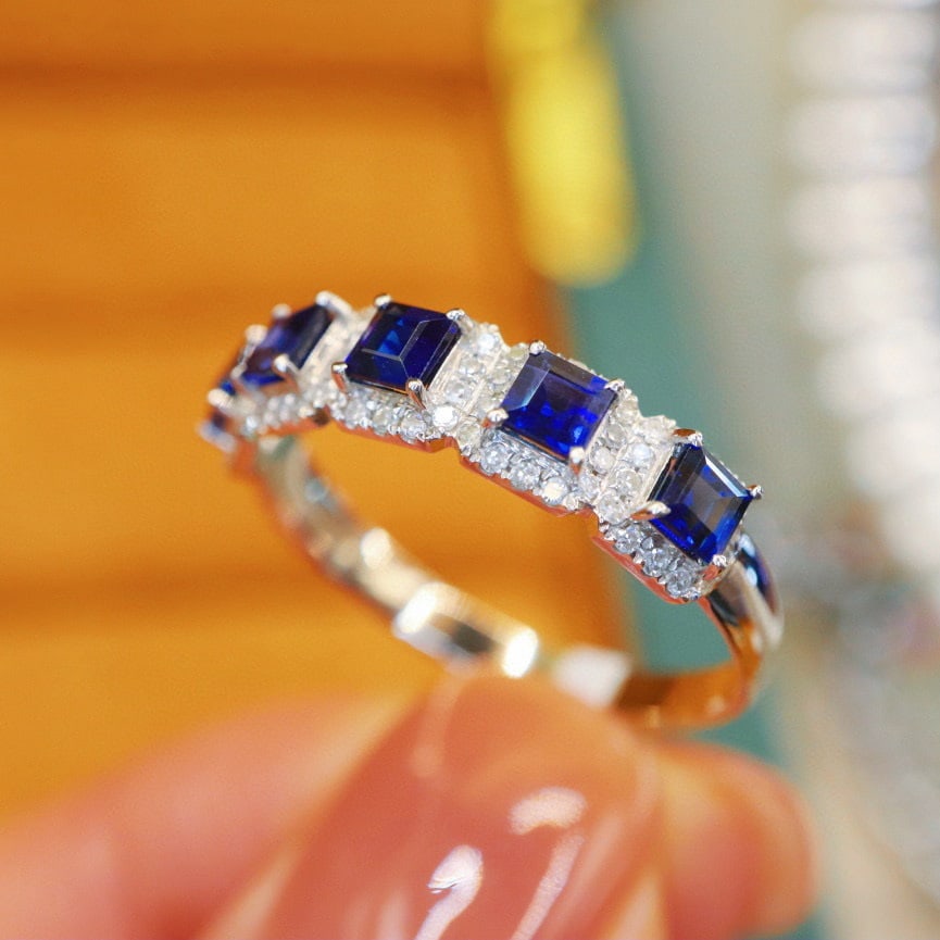 14k Gold 1.23 Ctw Vivid Blue Natural Sapphire & Diamond Ring - 3