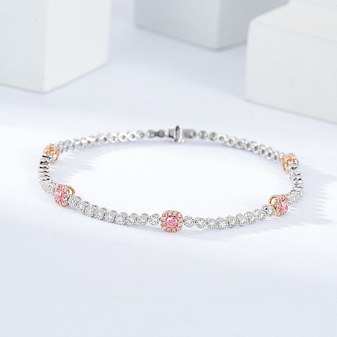 14k Gold 1.56 Ctw Natural Pink Diamond & Diamond Bracelet: Ref:230940067 // gold content:14k gold // main gemstone:pink diamond // shape:cushion // carat weight:0. 47ct // color:pink // treatment:natural // // adjacent gemstone 2 : diamond // shape:round