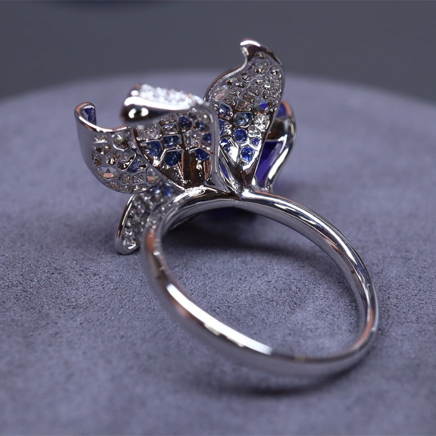 14k Gold 8.06 Ctw Natural Tanzanite & Diamond Ring - 6