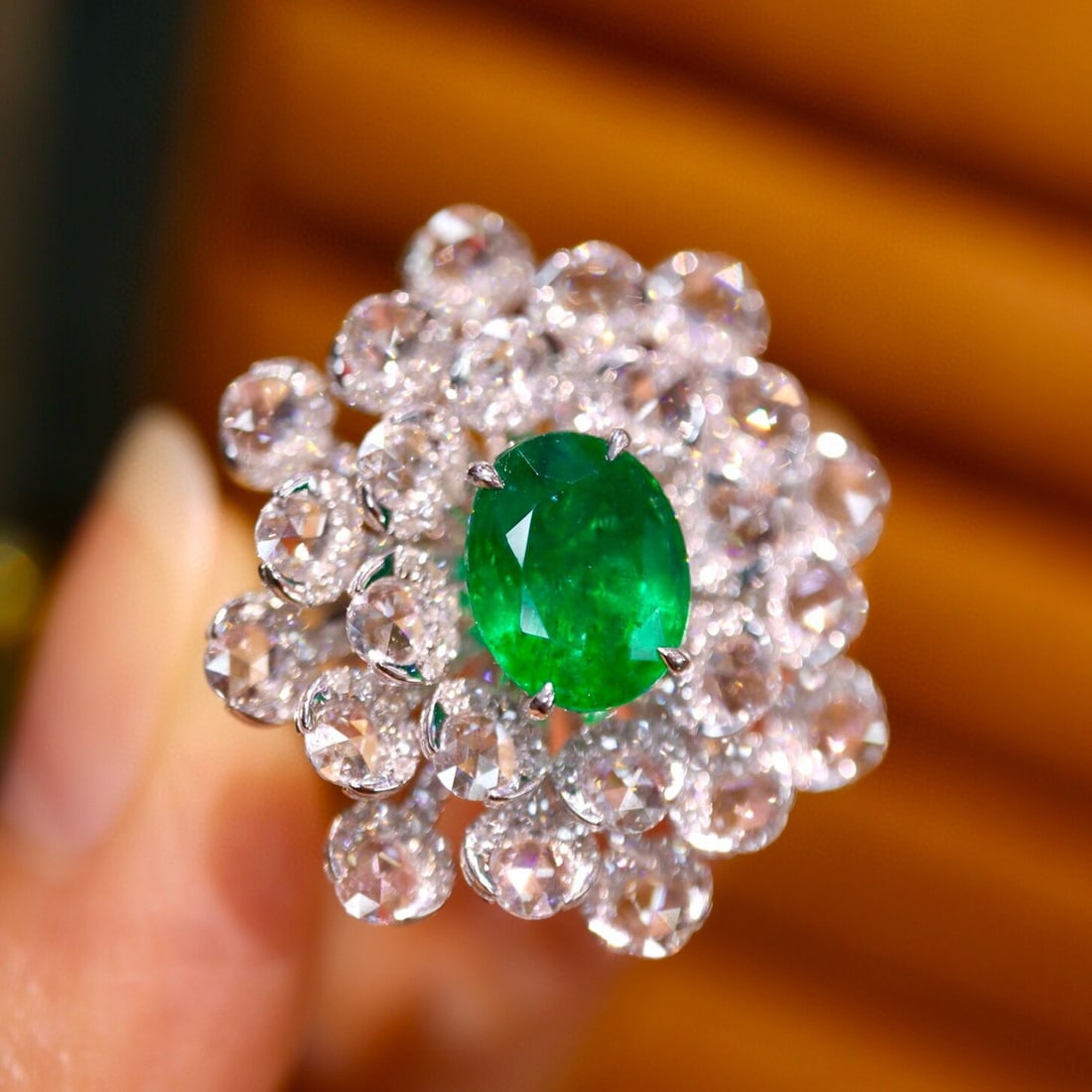 14k Gold 3.12 Ctw Vivid Green Natural Emerald & Diamond Ring: Ref:230940073 // gold content:14k gold // ring size:7. 25us // // main gemstone:emerald // shape:oval // carat weight:1. 82ct // color:vivid green // treatment:natural // // adjacent gemstone 2 :