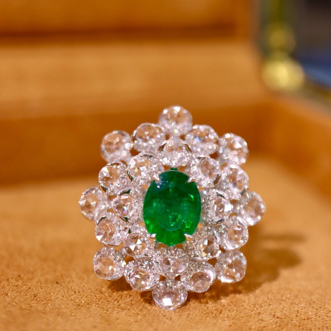 14k Gold 3.12 Ctw Vivid Green Natural Emerald & Diamond Ring - 3