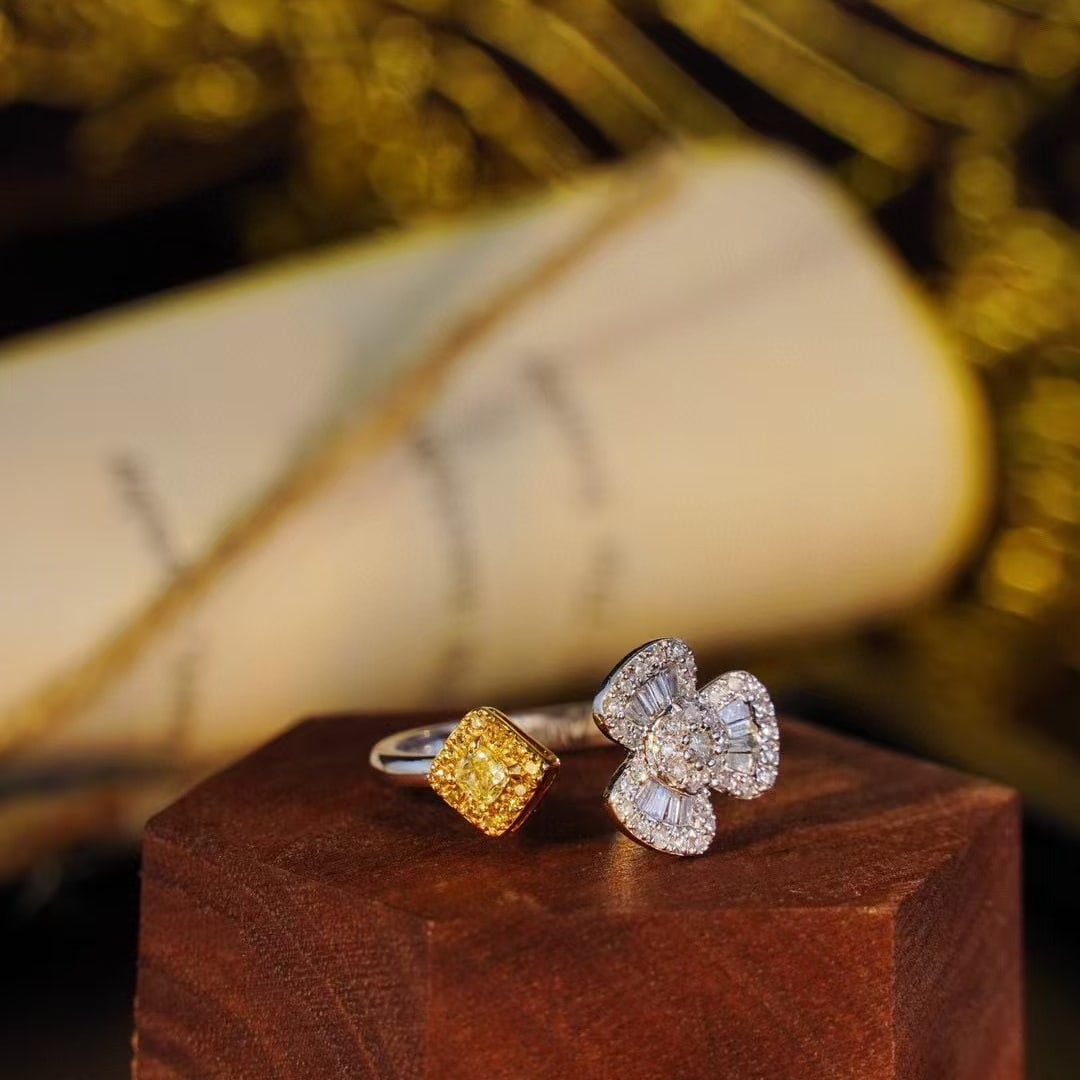 14k Gold 0.58 Ct Natural Color Diamond Ring - 5