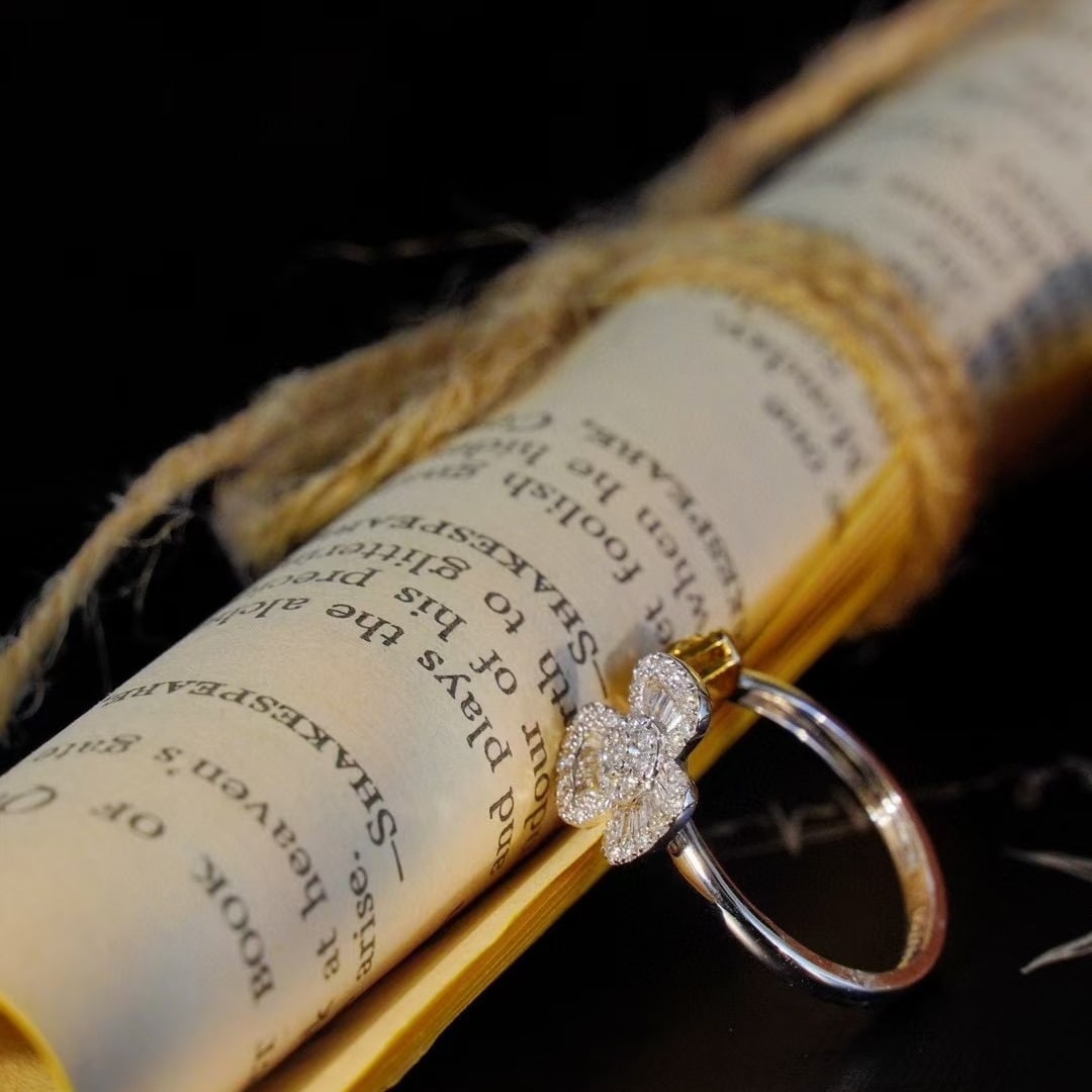 14k Gold 0.58 Ct Natural Color Diamond Ring - 6