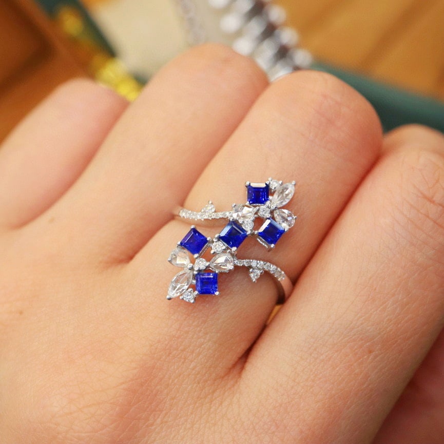 14k Gold 1.20 Ctw Vivid Blue Natural Sapphire & Diamond Ring - 6