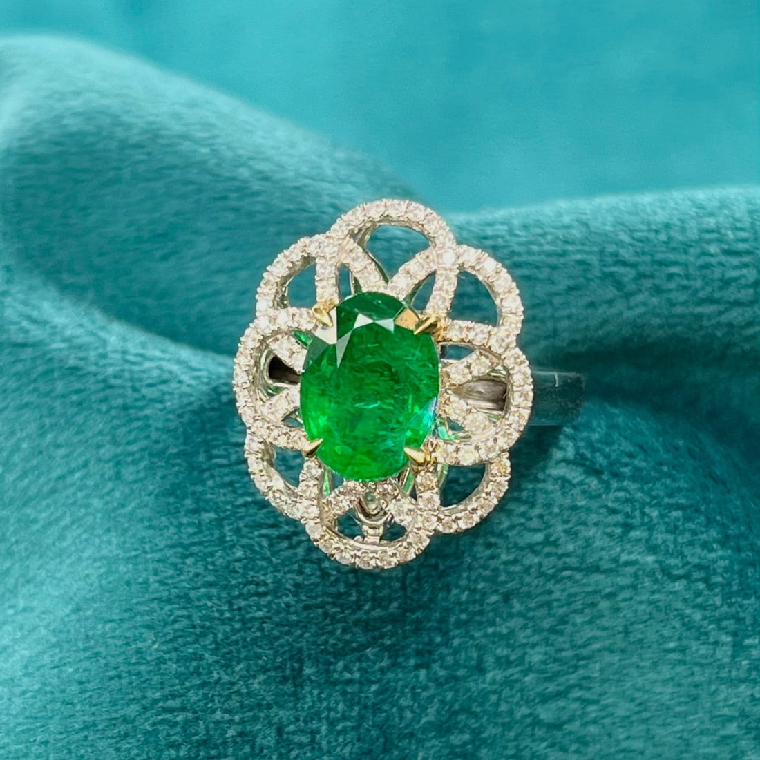 14k Gold 2.47 Ctw Vivid Green Natural Emerald & Diamond Ring/pendant( Without Chain ) - 3