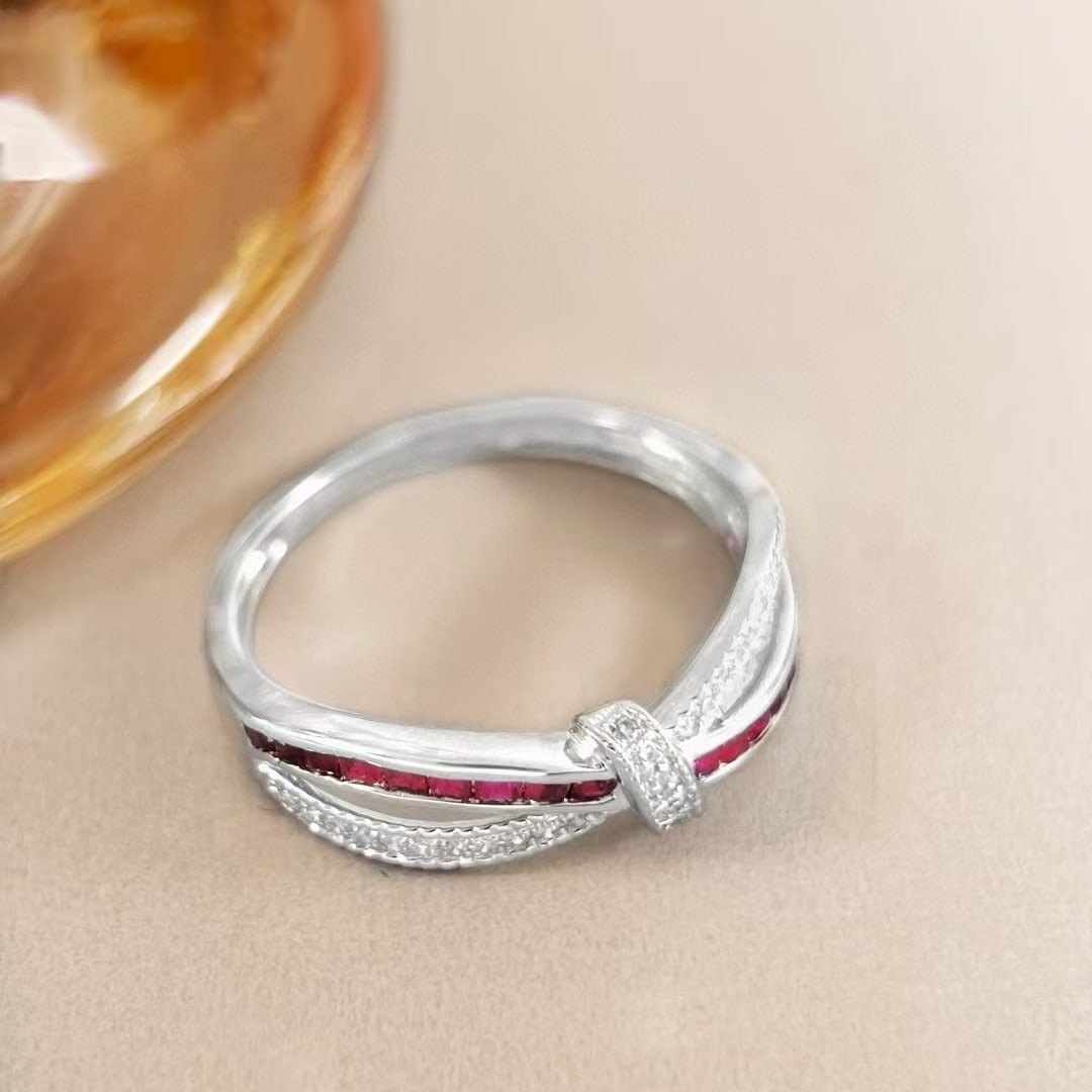 14k Gold 0.65 Ctw Natural Ruby & Diamond Ring - 5