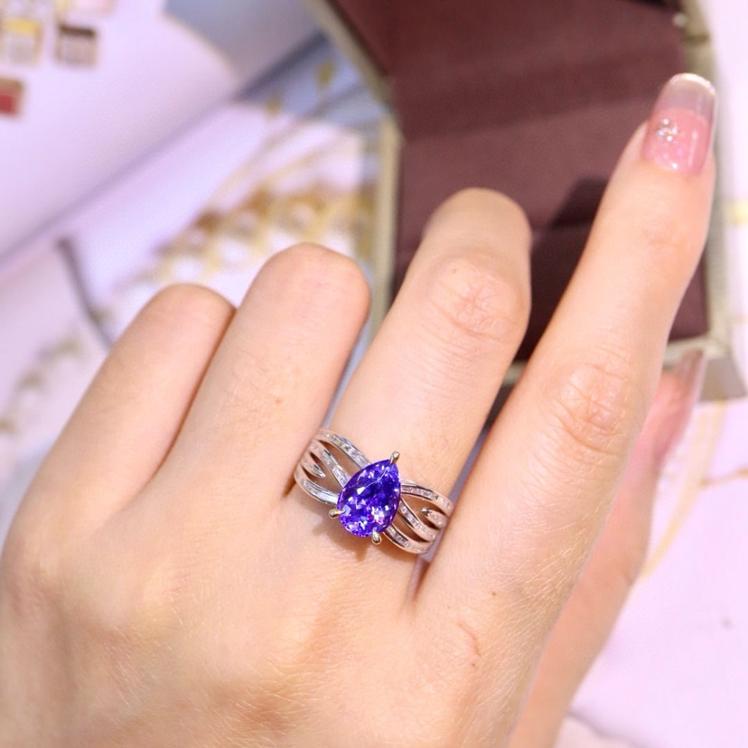 14k Gold 3.03 Ctw Natural Tanzanite & Diamond Ring - 5
