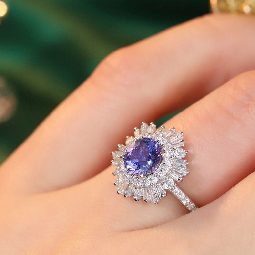 14k Gold 2.35 Ctw Natural Tanzanite & Diamond Ring - 8