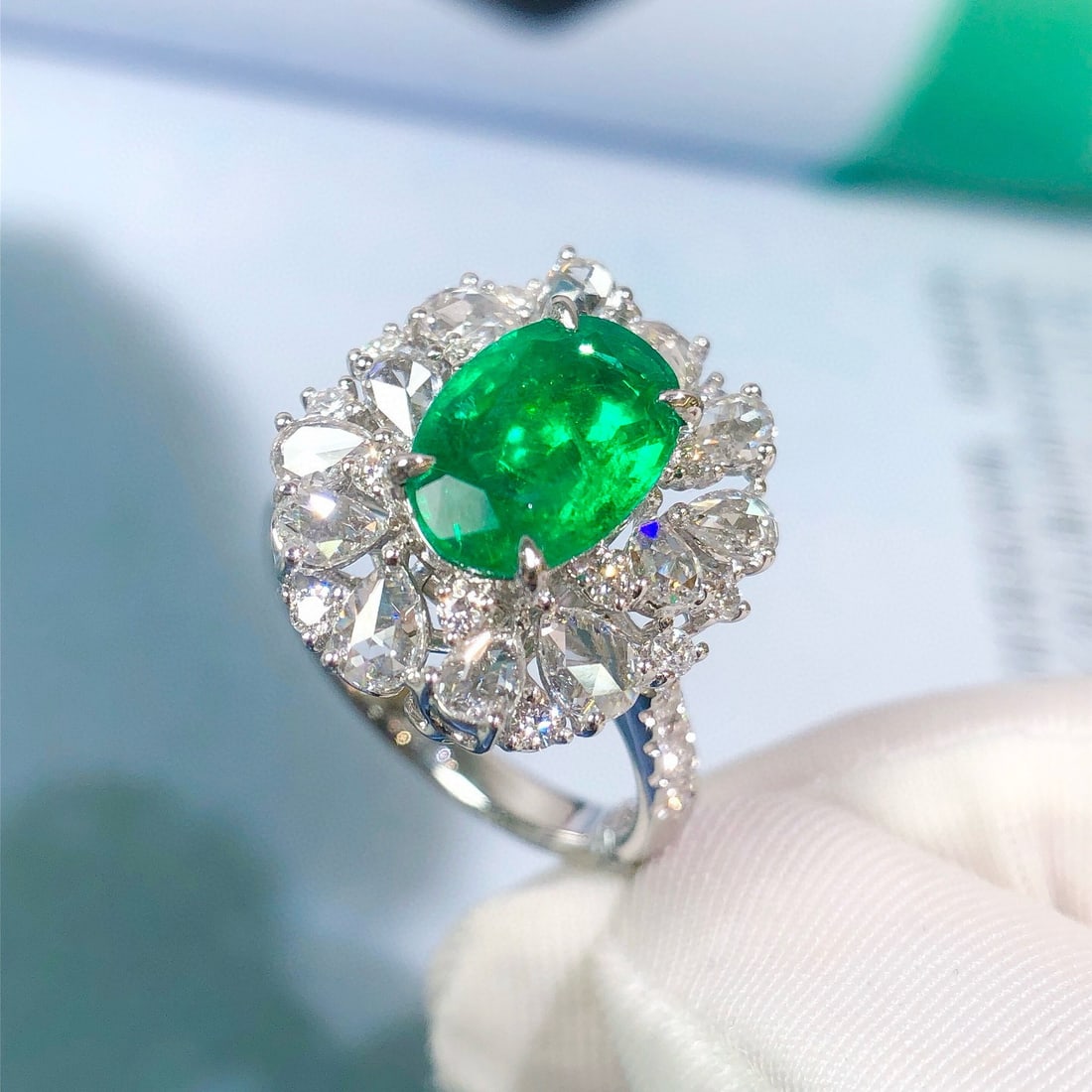 14k Gold 3.28 Ctw Vivid Green Natural Emerald & Diamond Ring/pendant( Without Chain ) - 7