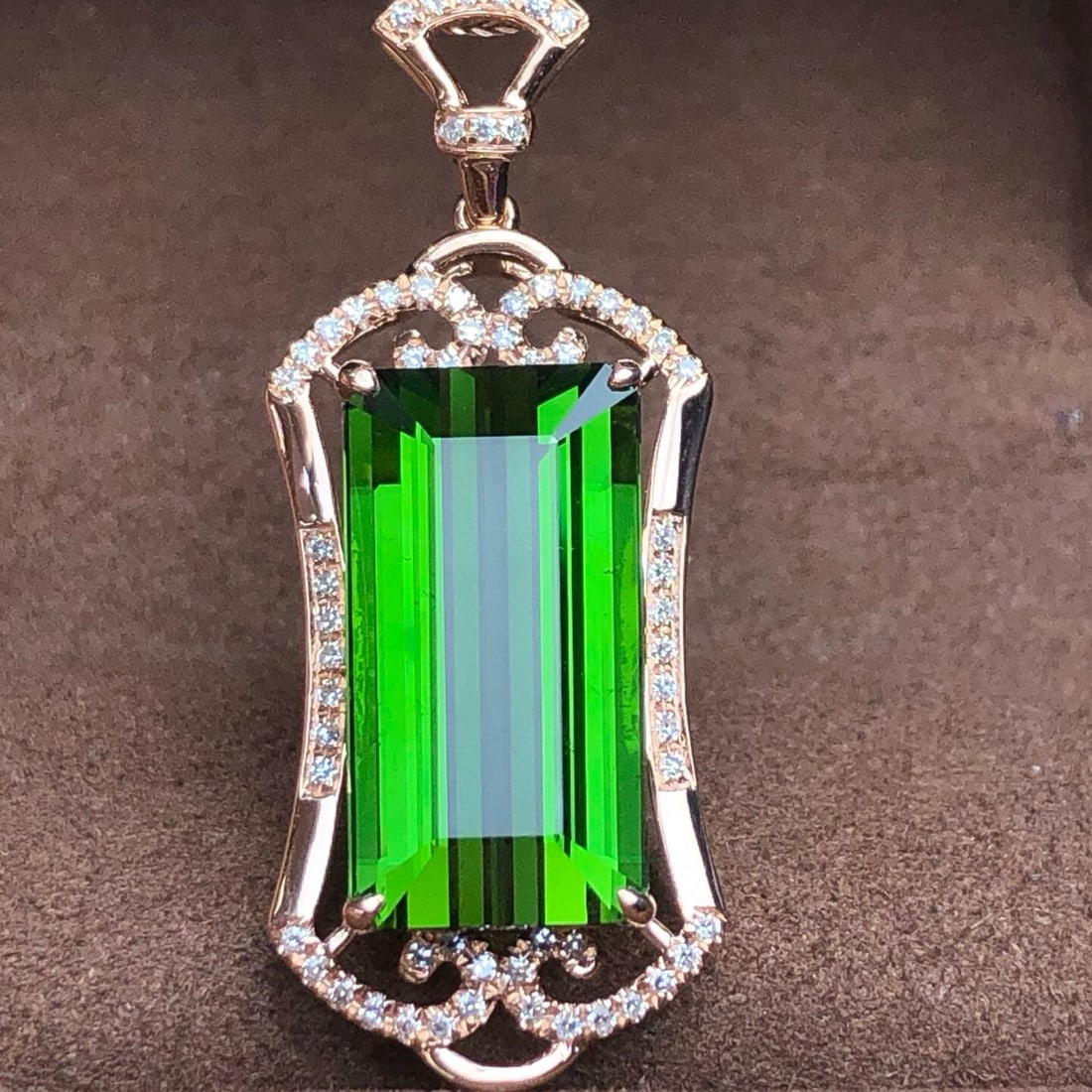 14k Gold 9.8 Ct Natural Tourmaline & Diamond Pendant( Without Chain ) - 3