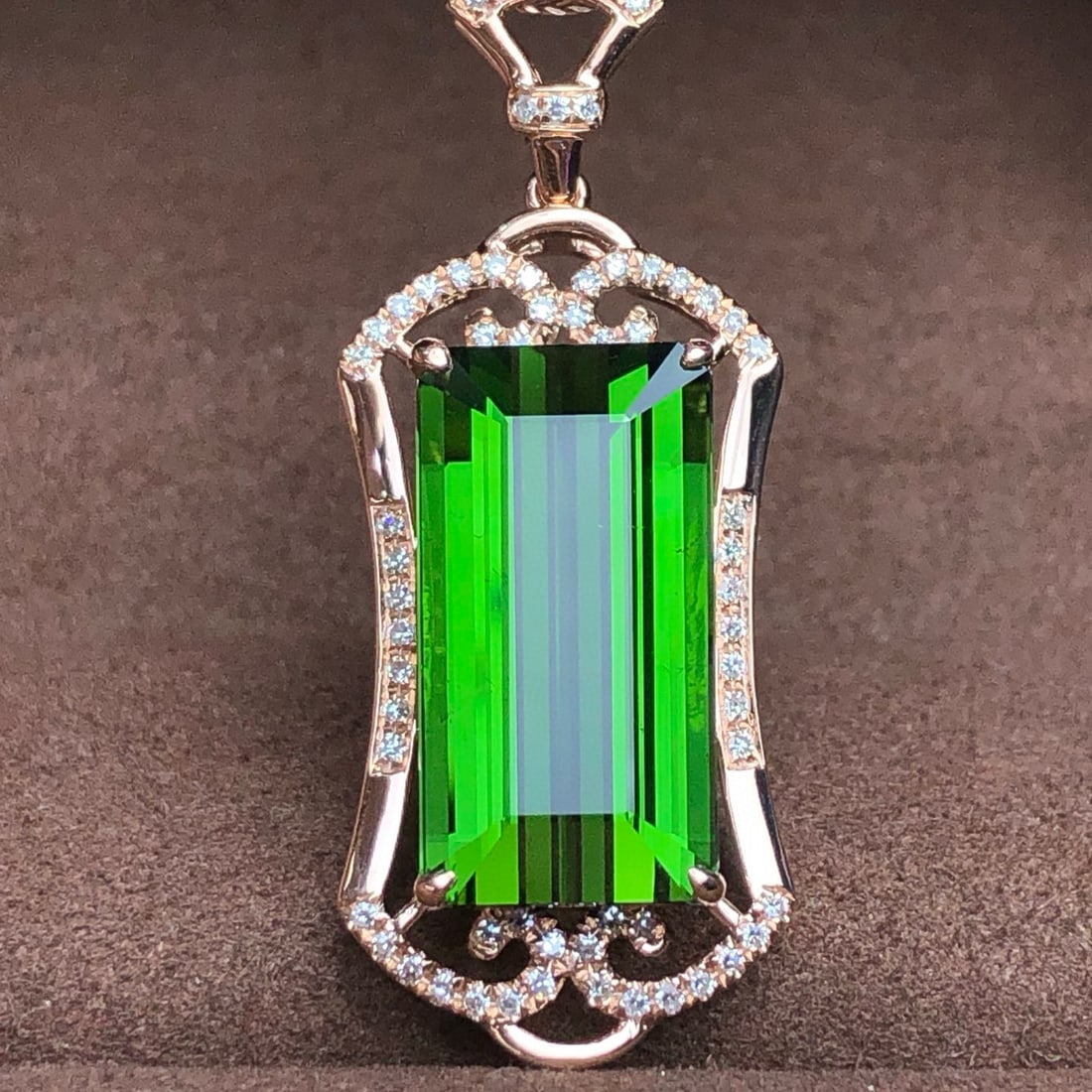 14k Gold 9.8 Ct Natural Tourmaline & Diamond Pendant( Without Chain ) - 4
