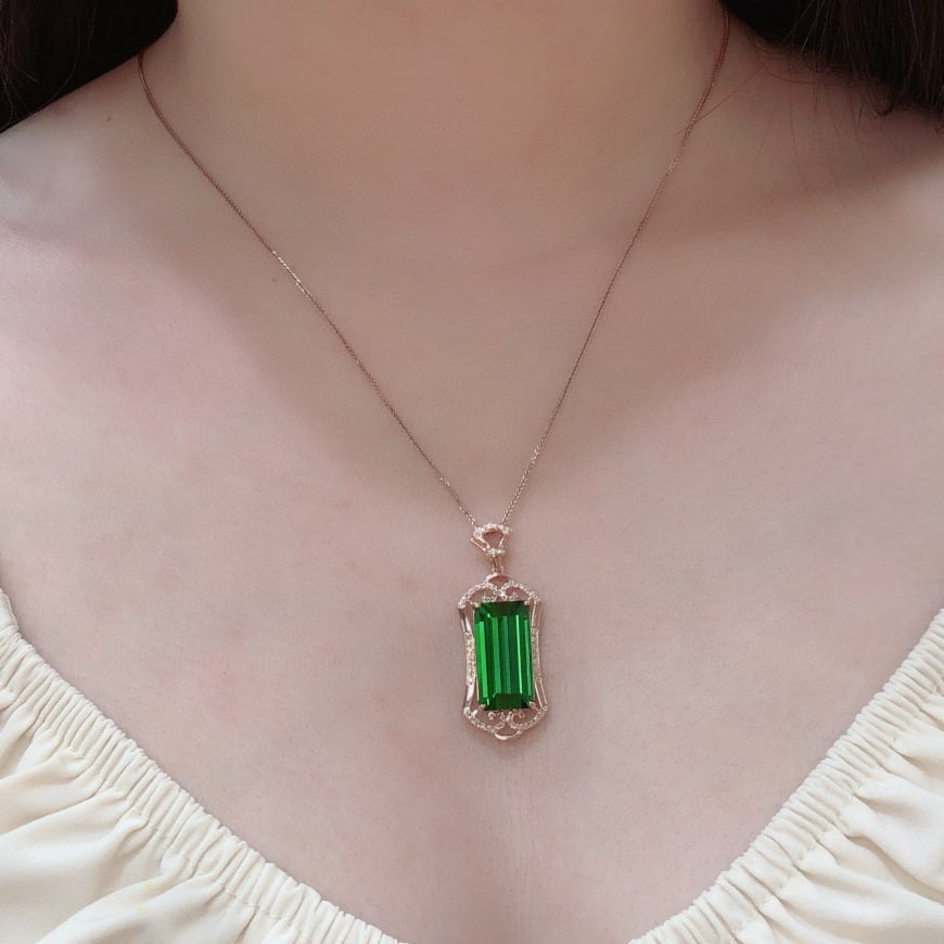 14k Gold 9.8 Ct Natural Tourmaline & Diamond Pendant( Without Chain ) - 6