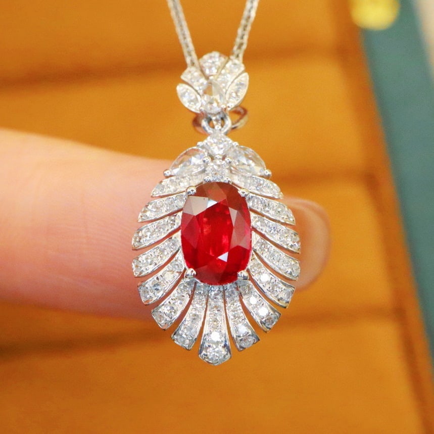 14k Gold 1.39 Ctw Natural Ruby & Diamond Pendant( Without Chain ): Ref:230940140 // gold content:14k gold // main gemstone:ruby // shape:oval // carat weight:1. 03ct // color:pigeonblood red // treatment:natural // // adjacent gemstone 2 : diamond // number of stones