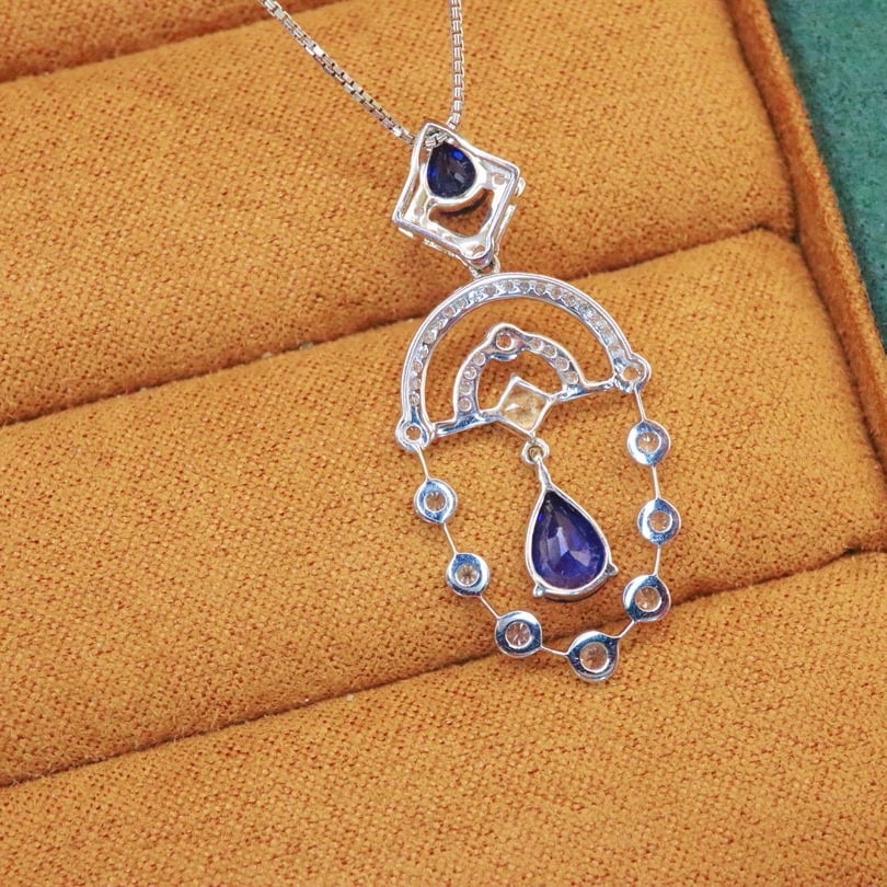 14k Gold 1.53 Ctw Vivid Blue Natural Sapphire & Diamond Pendant( Without Chain ) - 5