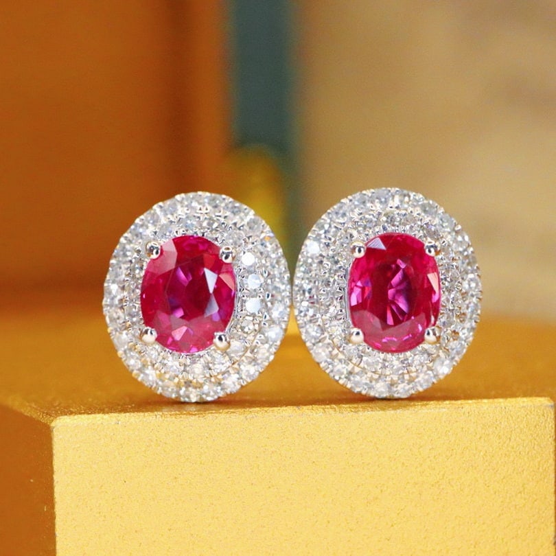 14k Gold 1.06 Ctw Natural Ruby & Diamond Earrings: Ref:230940188 // gold content:14k gold // main gemstone:ruby // shape:oval // carat weight:0. 80ct // color:red // treatment:natural // // adjacent gemstone 2 : diamond // number of stones:86 // shape
