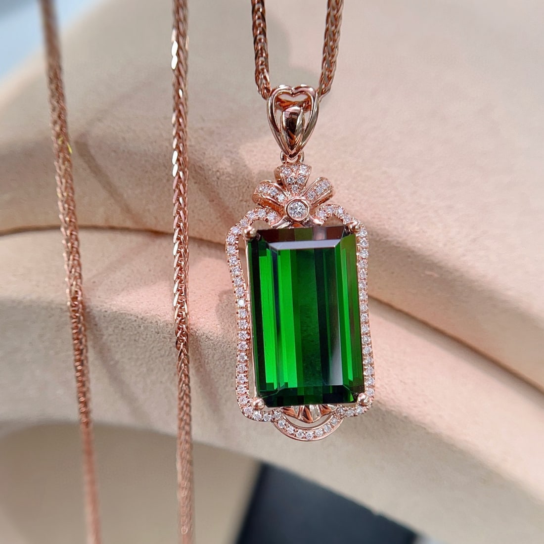 14k Gold 12.65 Ctw Natural Tourmaline & Diamond Pendant( Without Chain ) - 2