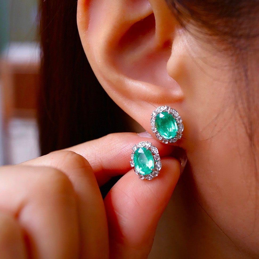 14k Gold 2.49 Ctw Natural Emerald & Diamond Earrings - 3