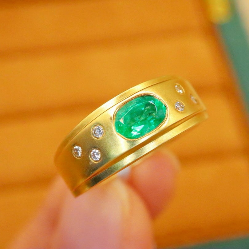 14k Gold 0.54 Ctw Natural Emerald & Diamond Ring - 4