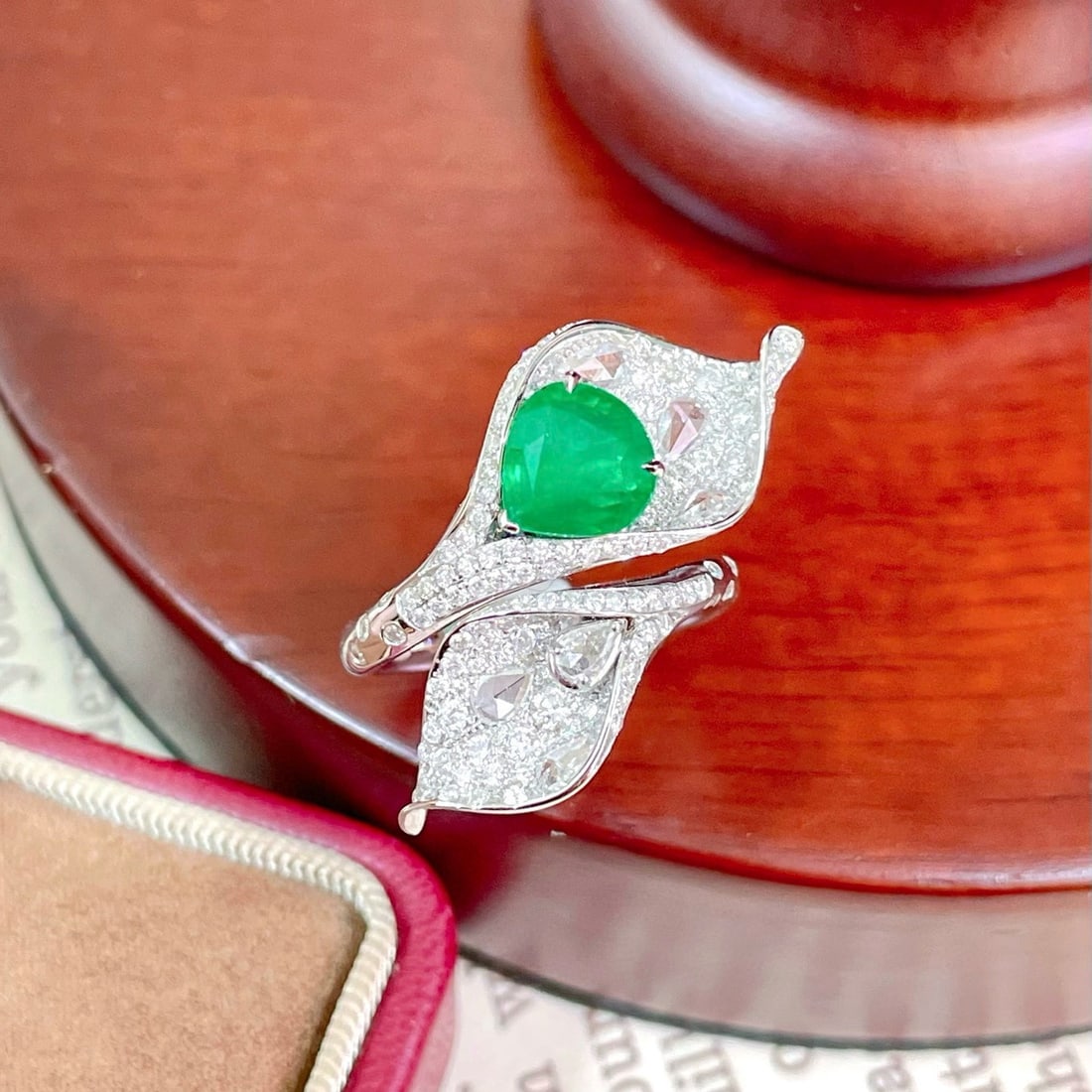 14k Gold 2.96 Ctw Vivid Green Natural Emerald & Diamond Ring - 3