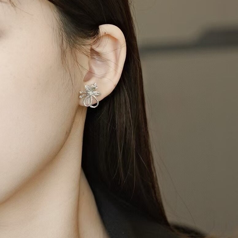 14k Gold 0.96 Ct Natural H Diamond Earrings - 5