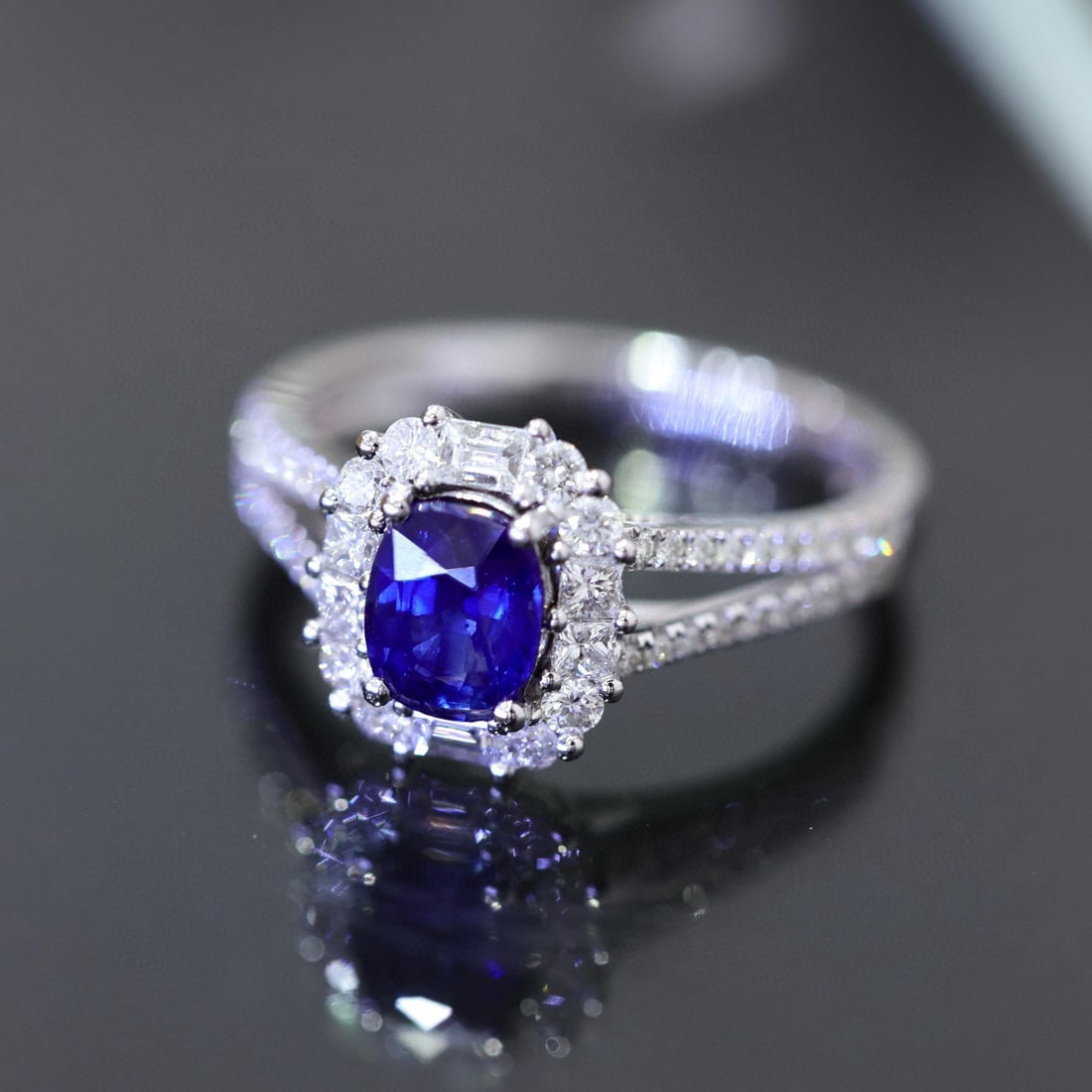 14k Gold 1.72 Ctw Natural Sapphire & Diamond Ring - 3