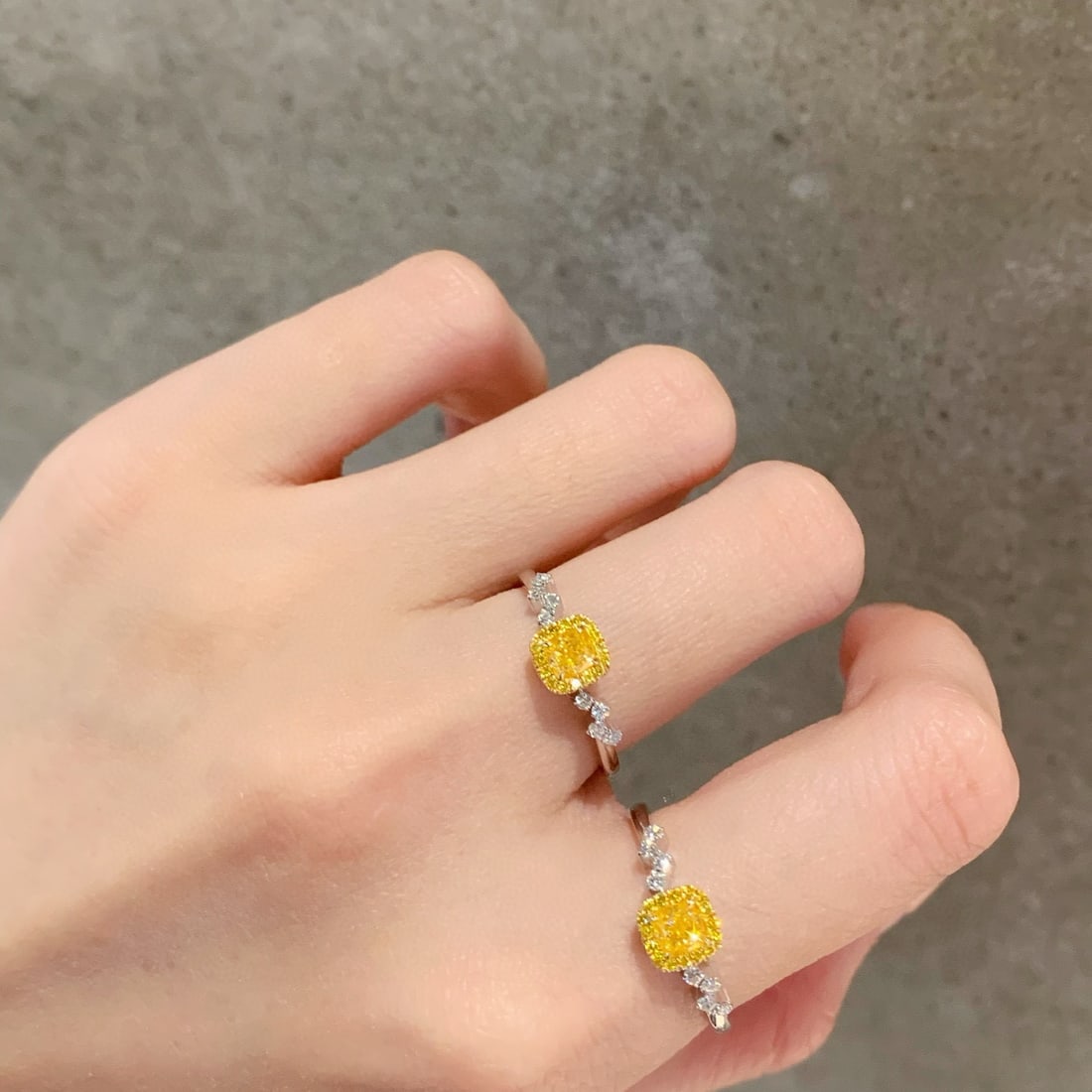 14k Gold 0.47 Ctw Natural Yellow Diamond & Diamond Ring - 6