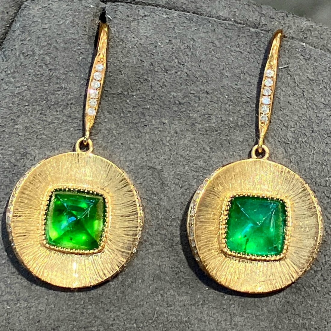14k Gold 4.24 Ctw Vivid Green Natural Emerald & Diamond Earrings - 3