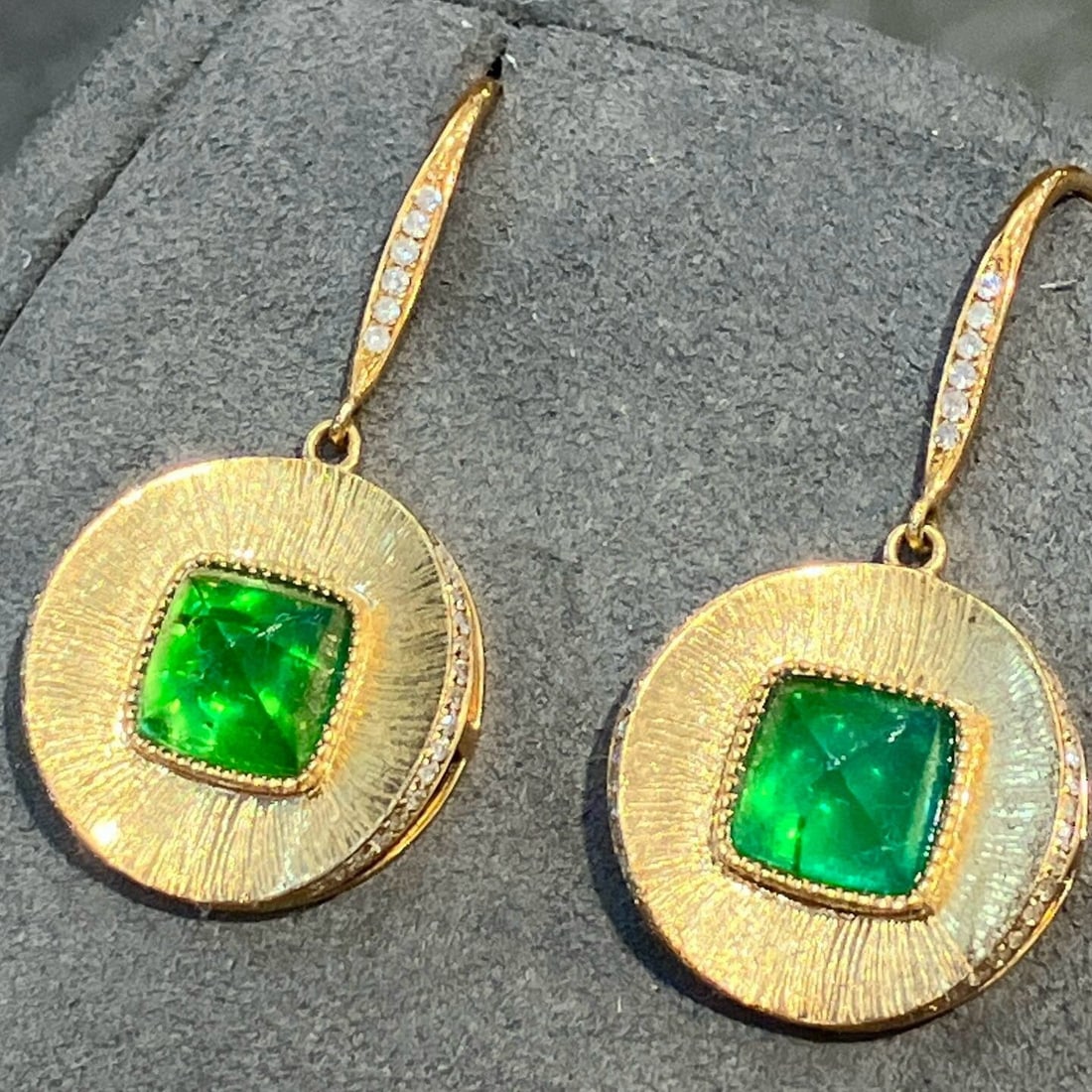 14k Gold 4.24 Ctw Vivid Green Natural Emerald & Diamond Earrings - 4